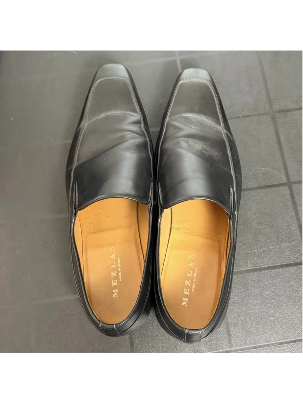Mezlan sophisticated classic